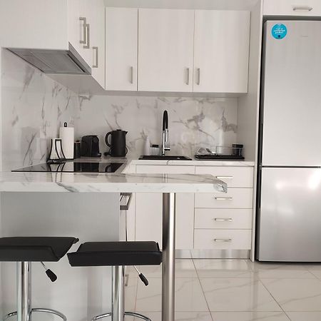 Elegant & Modern Apartment Near To Athens Riviera Πειραιάς Εξωτερικό φωτογραφία